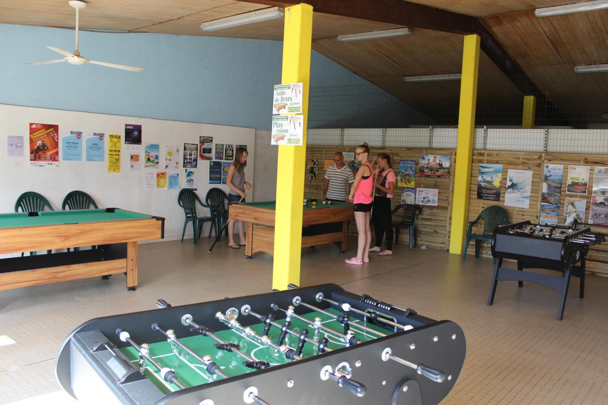 Camping Le Puits De L'Auture Hotel Saint-Palais-sur-Mer Ngoại thất bức ảnh